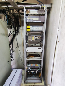 Equipment rack